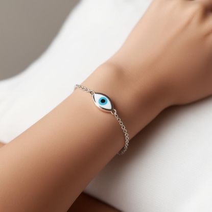 Picture of Kids chain eye  bracelet
